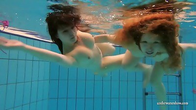 Katka and Kristy underwater swimming honies